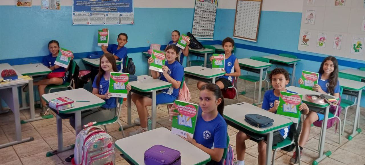 Estado inicia repasse de R$ 28,8 milhões do prêmio Escola Transformação para escolas mineiras