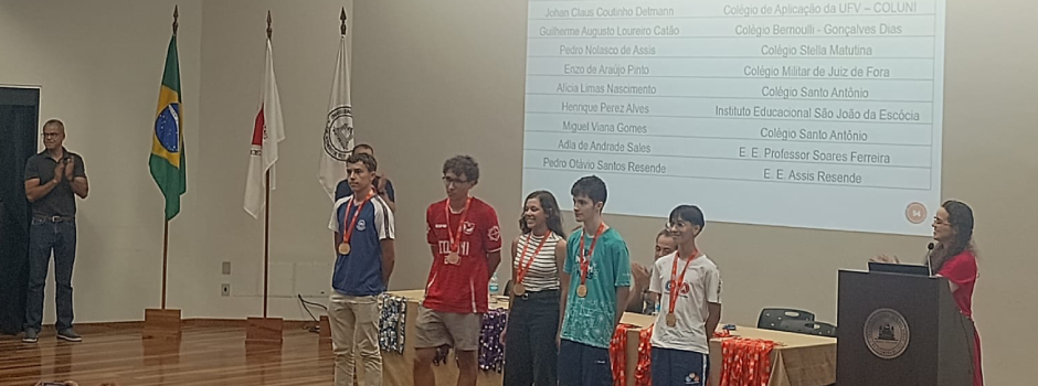 Estudantes da rede estadual se destacam na Olimpíada Mineira de Química 2025 da UFMG