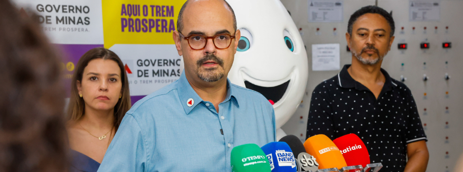Governo de Minas acompanha chegada do primeiro lote gratuito da vacina contra o vírus sincicial respiratório