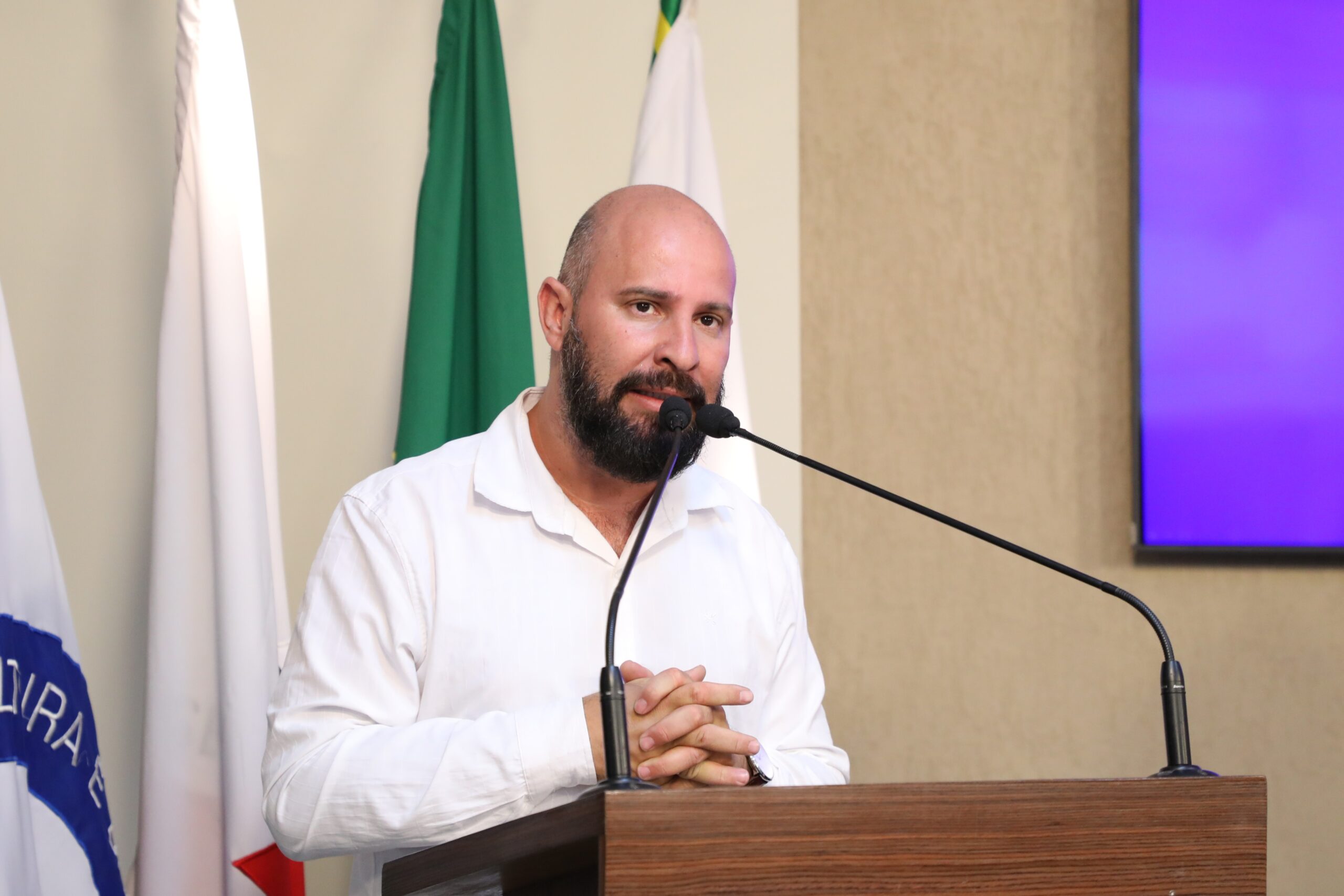 Câmara de Viçosa aprova novas regras para transporte por aplicativo