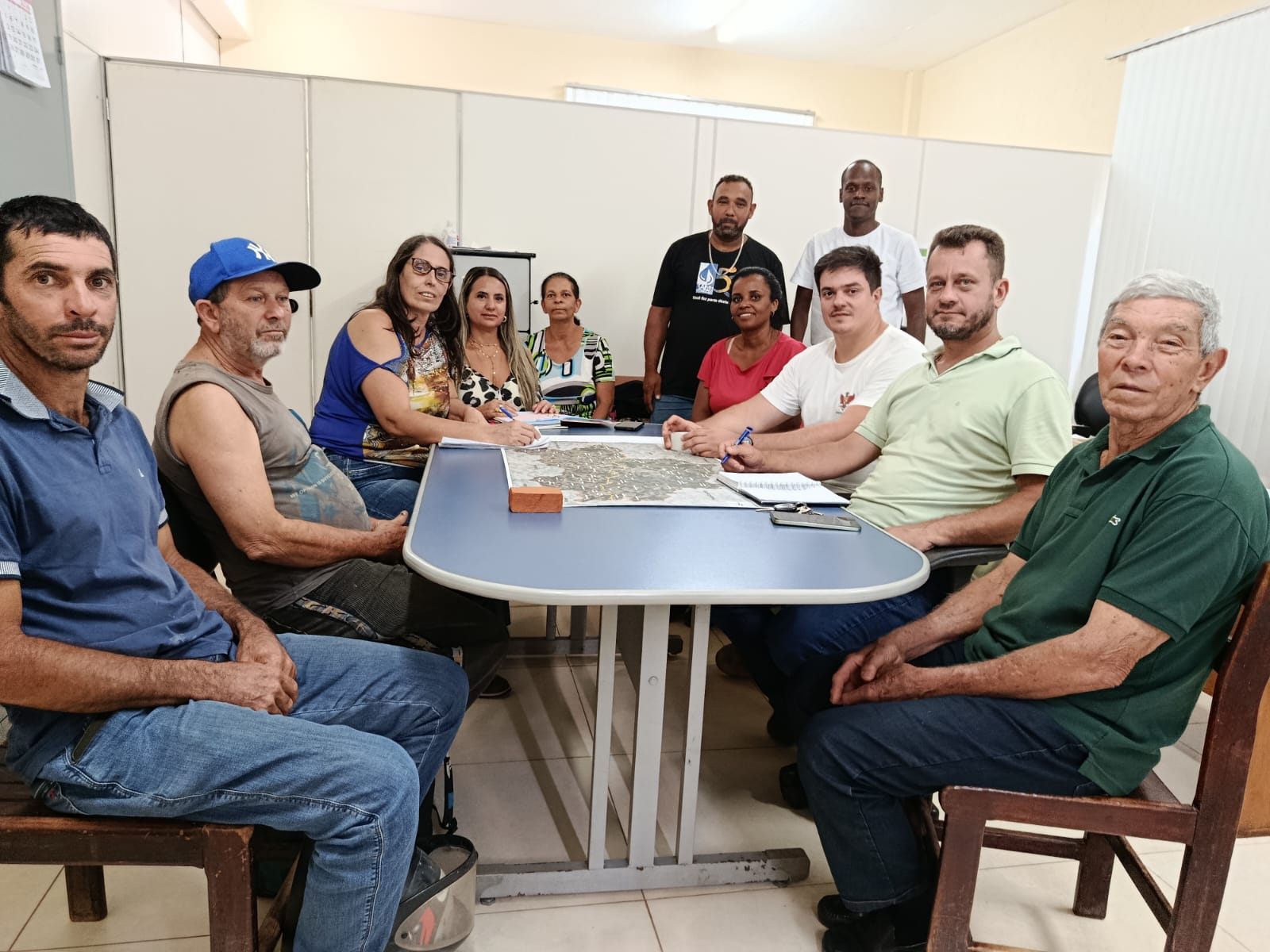 Prefeitura intensifica recuperação de estradas rurais após período de chuvas