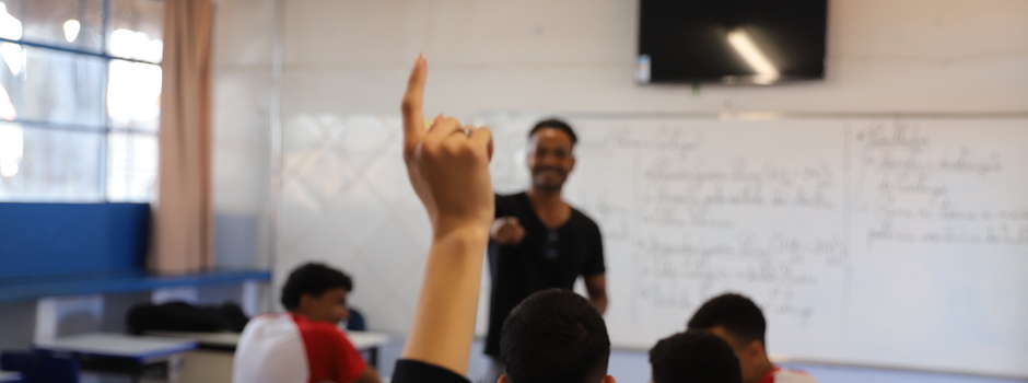 Escolas da Zona da Mata integram nova etapa do programa Minas Bilíngue