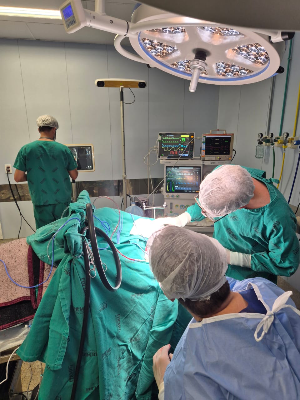 Complexo Hospitalar de Barbacena realiza primeira cirurgia com neuronavegação