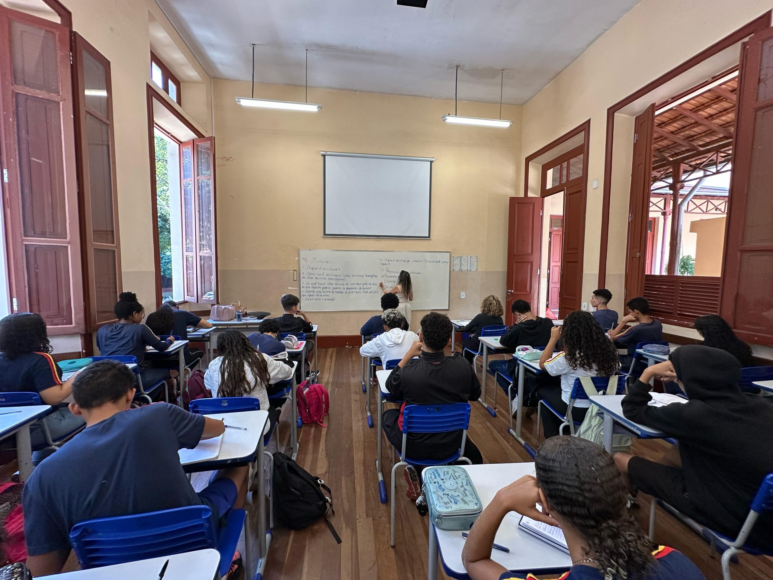 Educação divulga resultado da primeira rodada de atribuição de vagas para contratação temporária em Minas