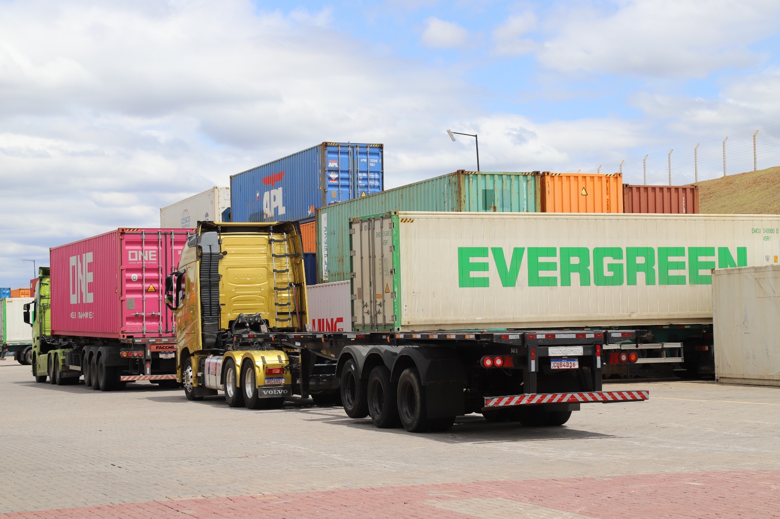 Minas Gerais encerra 2025 com US$ 45,7 bilhões em exportações e novo recorde na série histórica