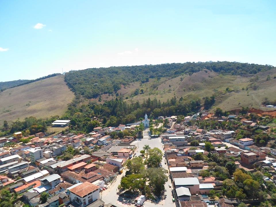 Polícia Militar recupera veículo roubado e apreende arma de fabricação caseira em Amparo da Serra