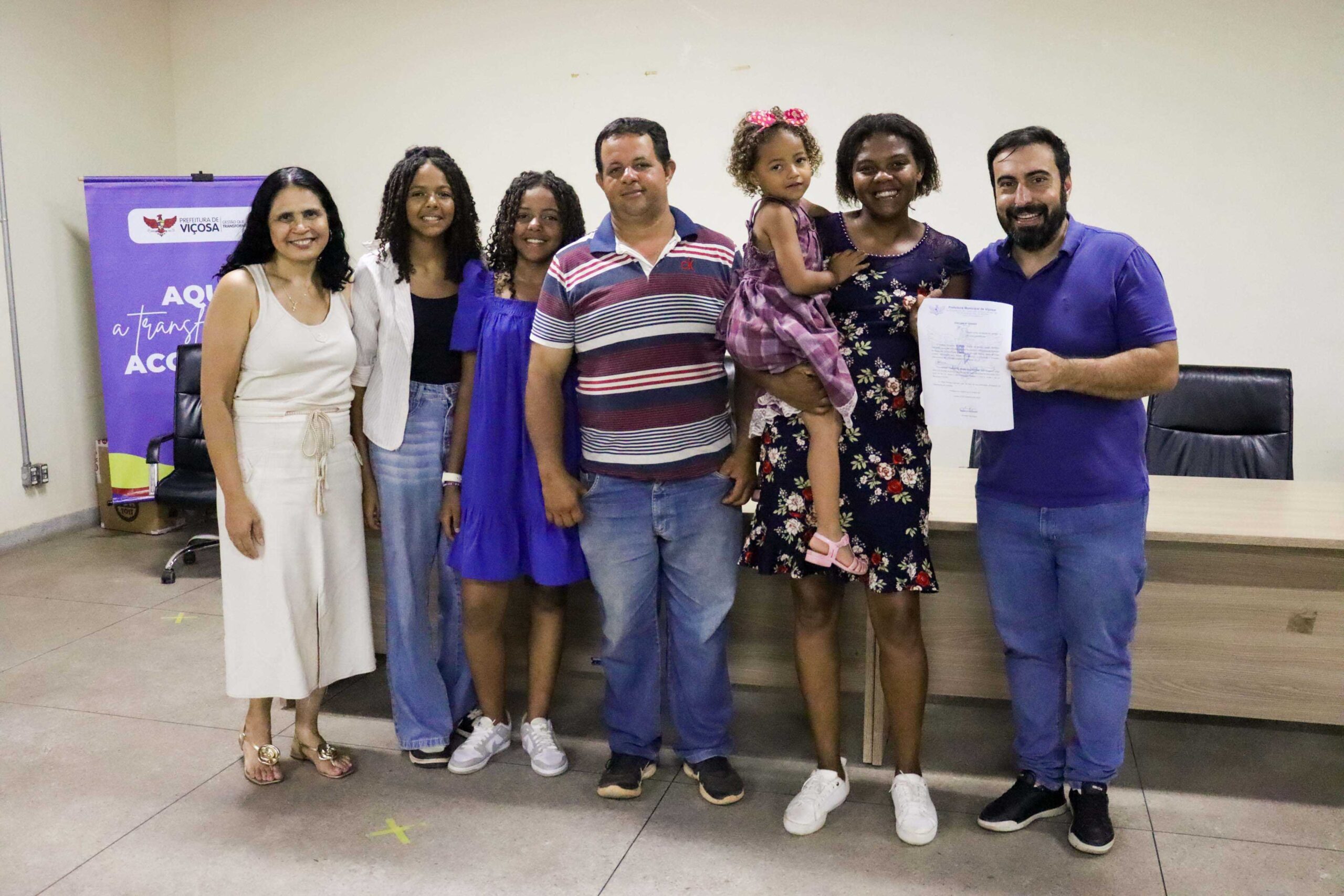 Prefeitura realiza posse simbólica de 25 profissionais da educação em Viçosa