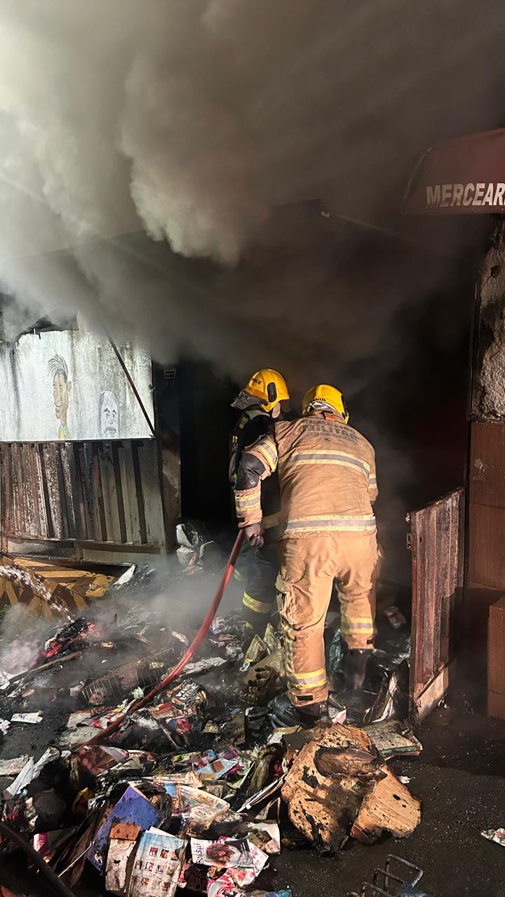 Incêndio atinge residência no Bairro Bela Vista em Viçosa