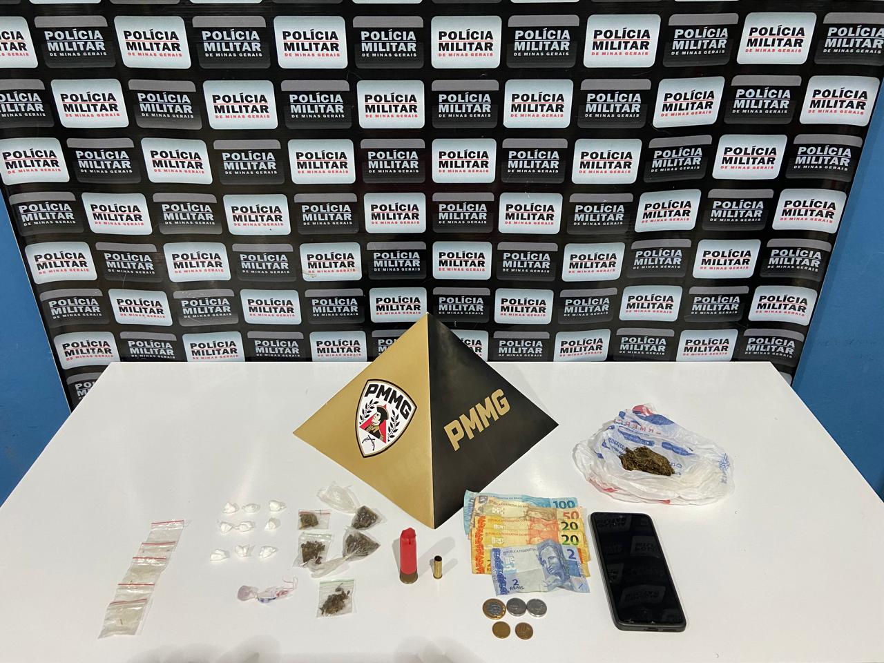 PM prende 3 por tentativa de homicídio e tráfico de drogas em Rio Casca