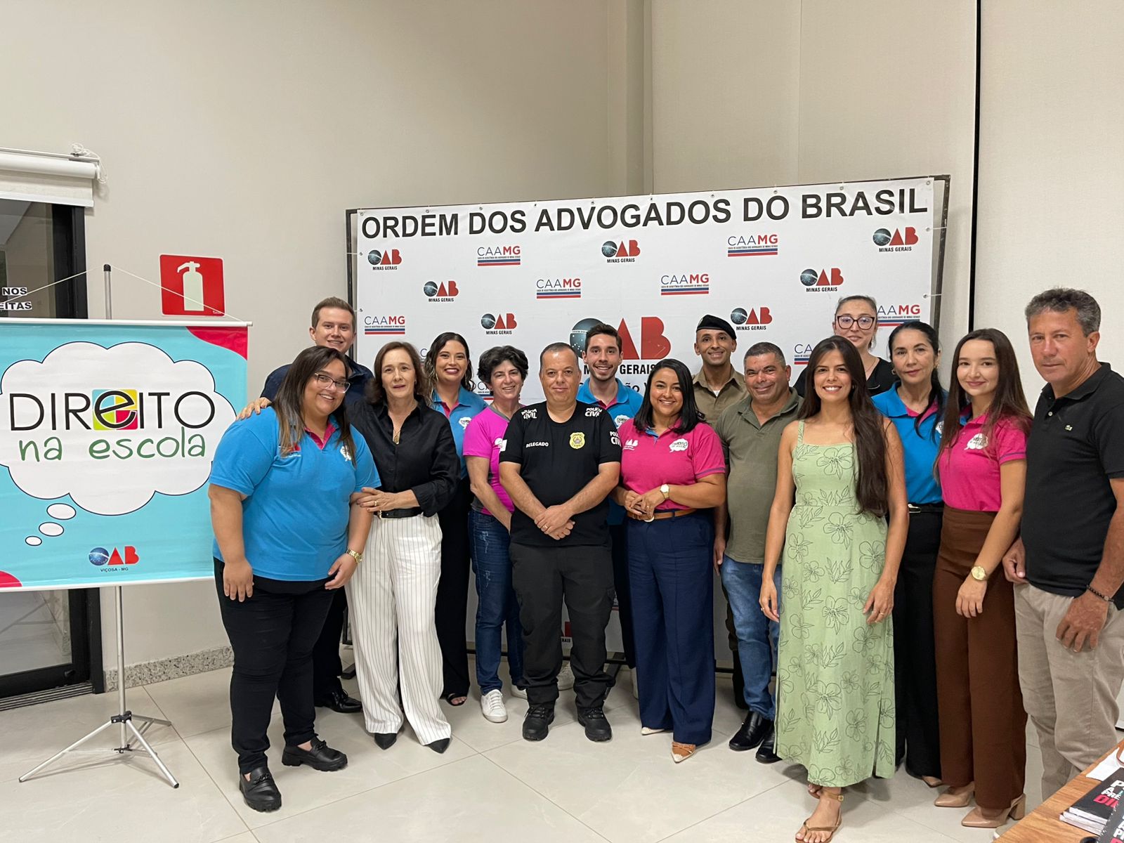 Agentes municipais participam de capacitação na OAB sobre direito na escola