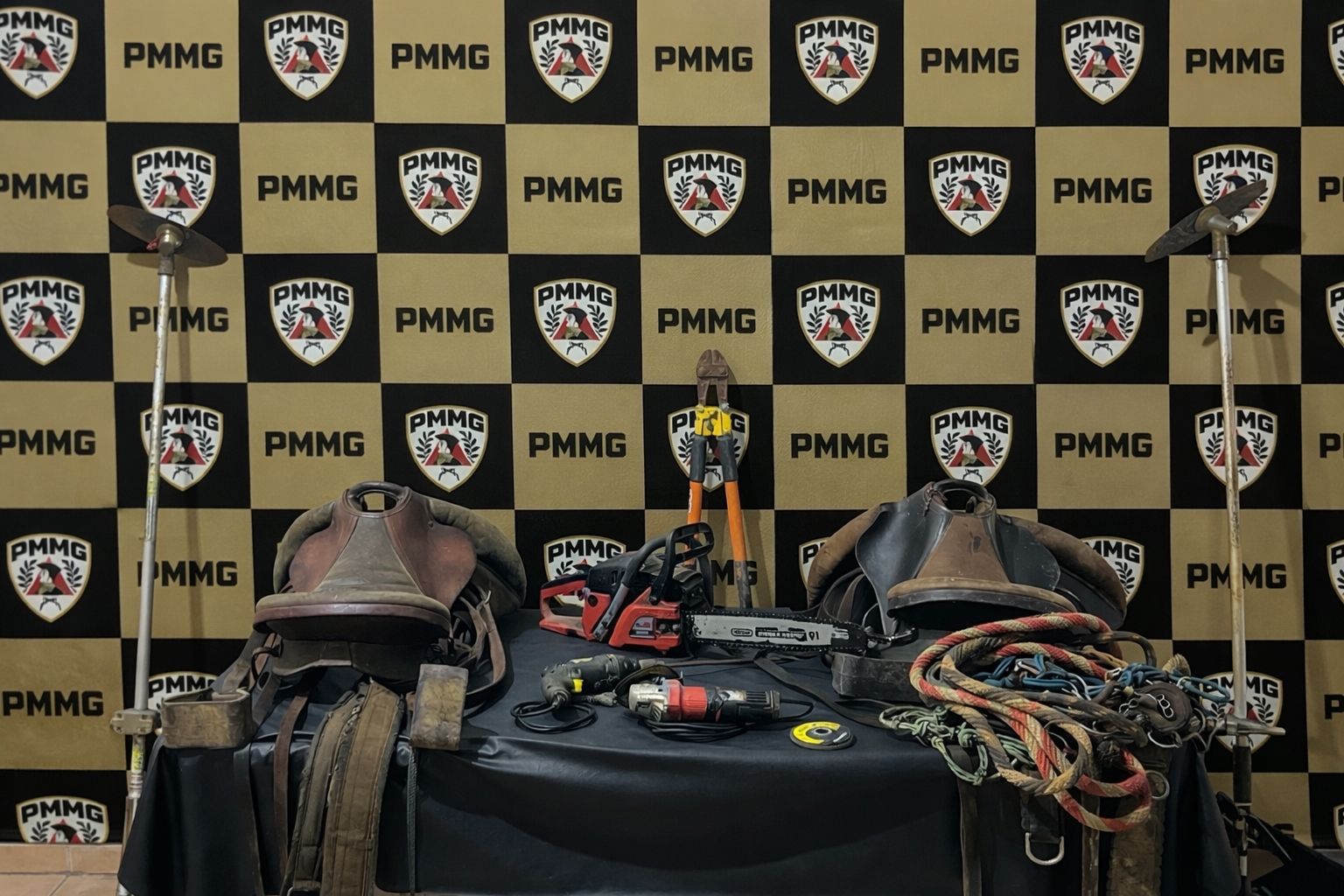 PM prende homem e recupera materiais furtados em operação entre Ponte Nova e VRB