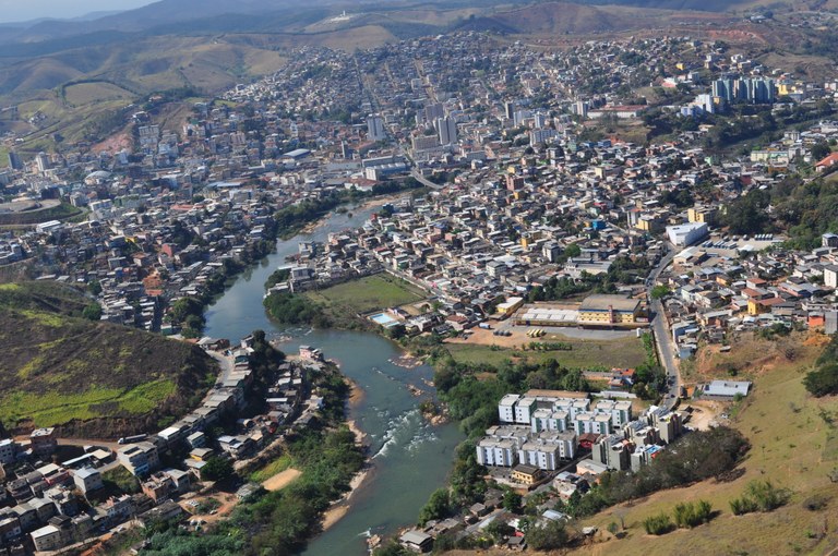MP pede bloqueio de R$ 1,6 milhão contra suspeito de liderar tráfico em Ponte Nova