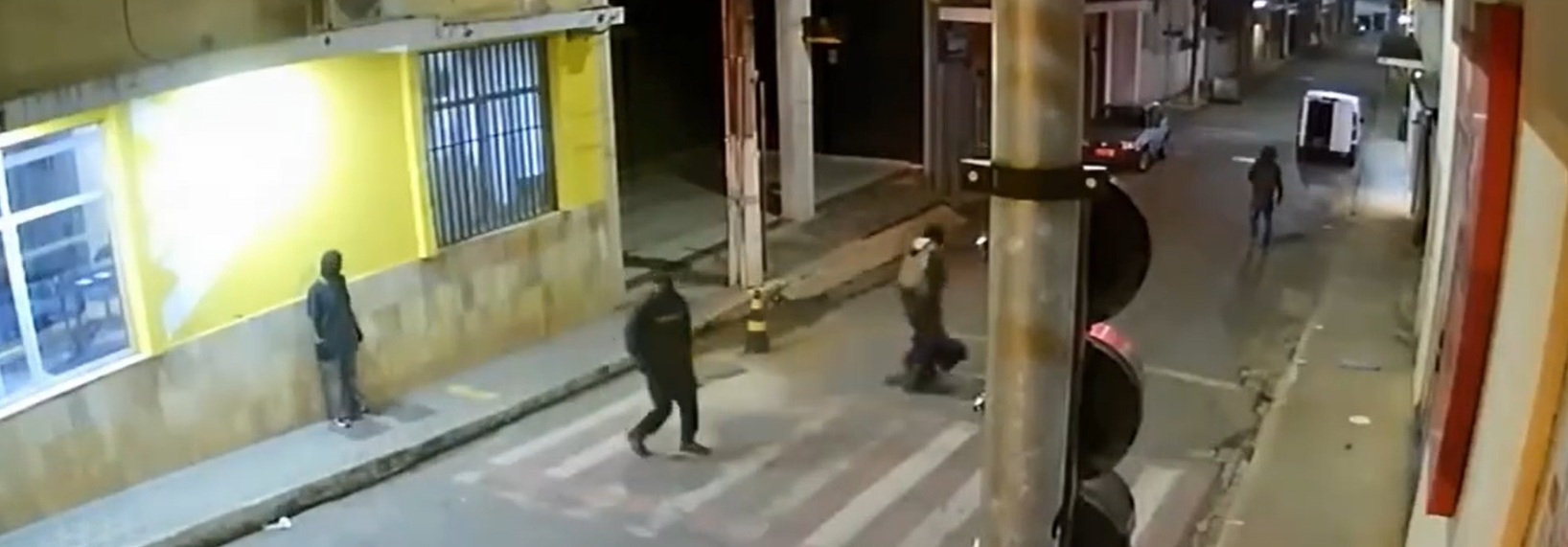 Polícia diz que criminosos que explodiram banco em Guidoval são de Ubá