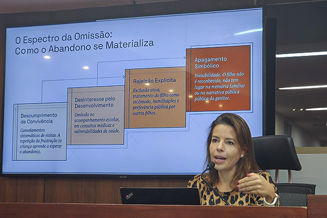 Leis federais ampliam proteção a crianças e adolescentes e são tema de encontro no MPMG