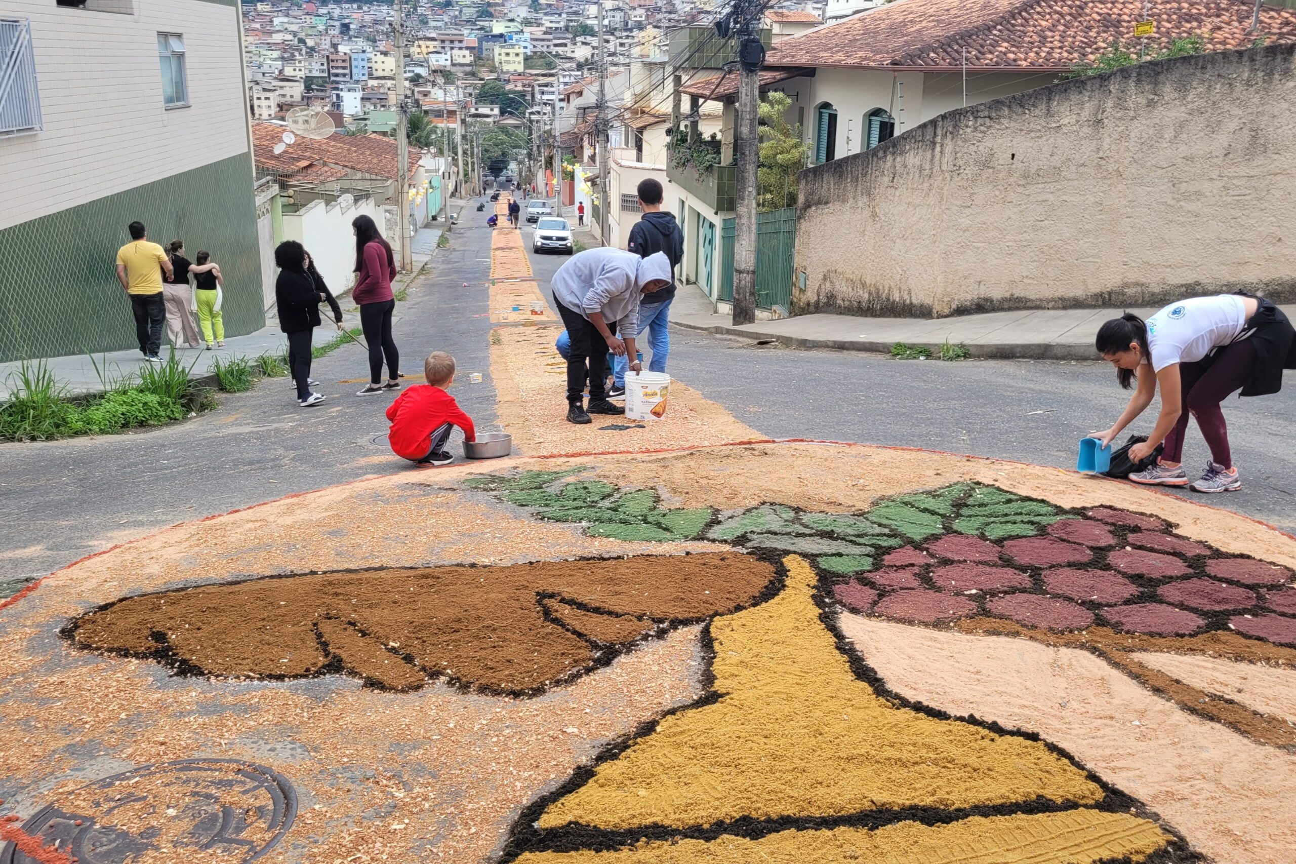 Projeto propõe reconhecimento dos tapetes de Corpus Christi como patrimônio imaterial em Viçosa