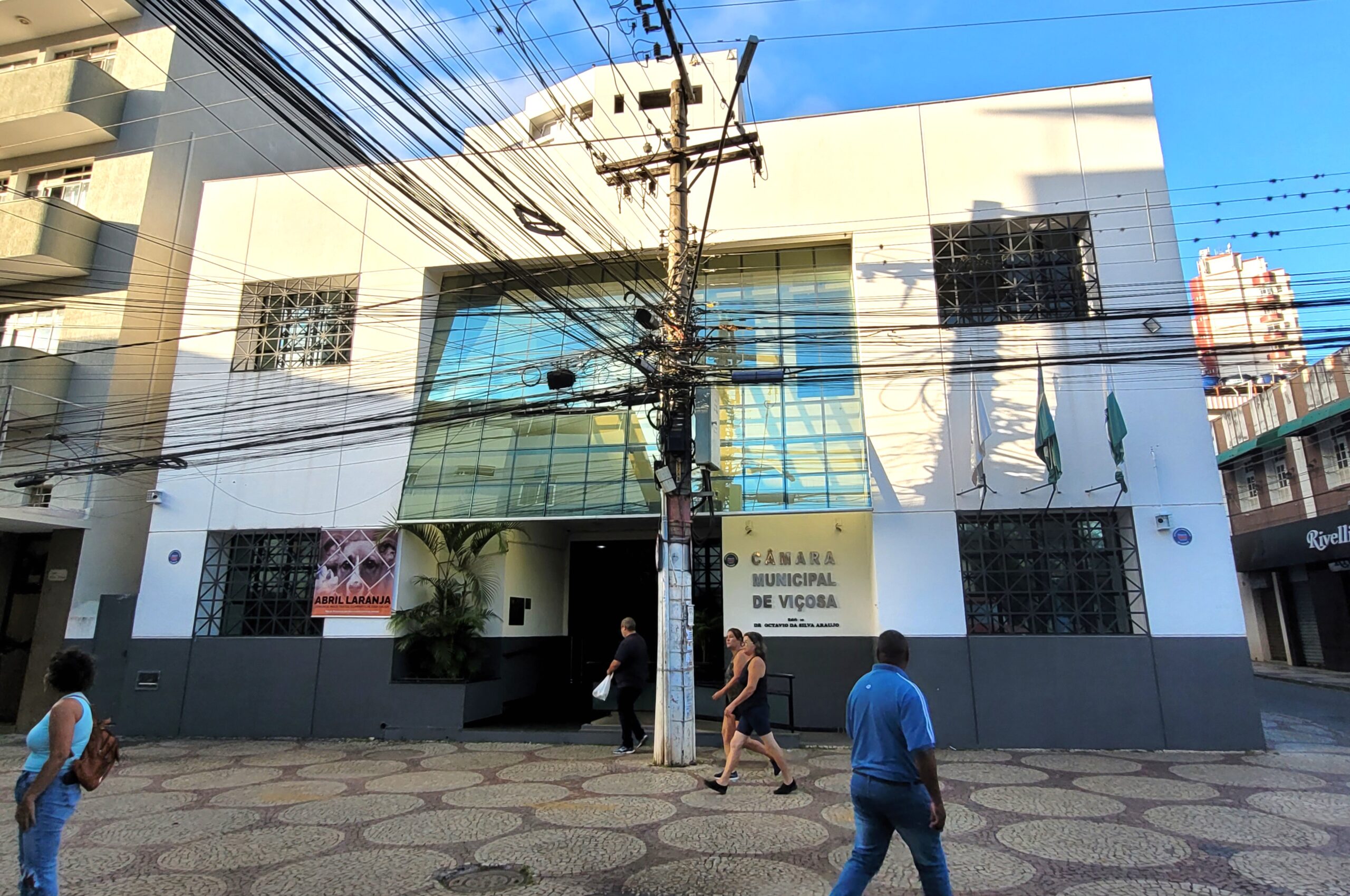 Câmara de Viçosa convoca aprovados em concurso público para entrega de documentos