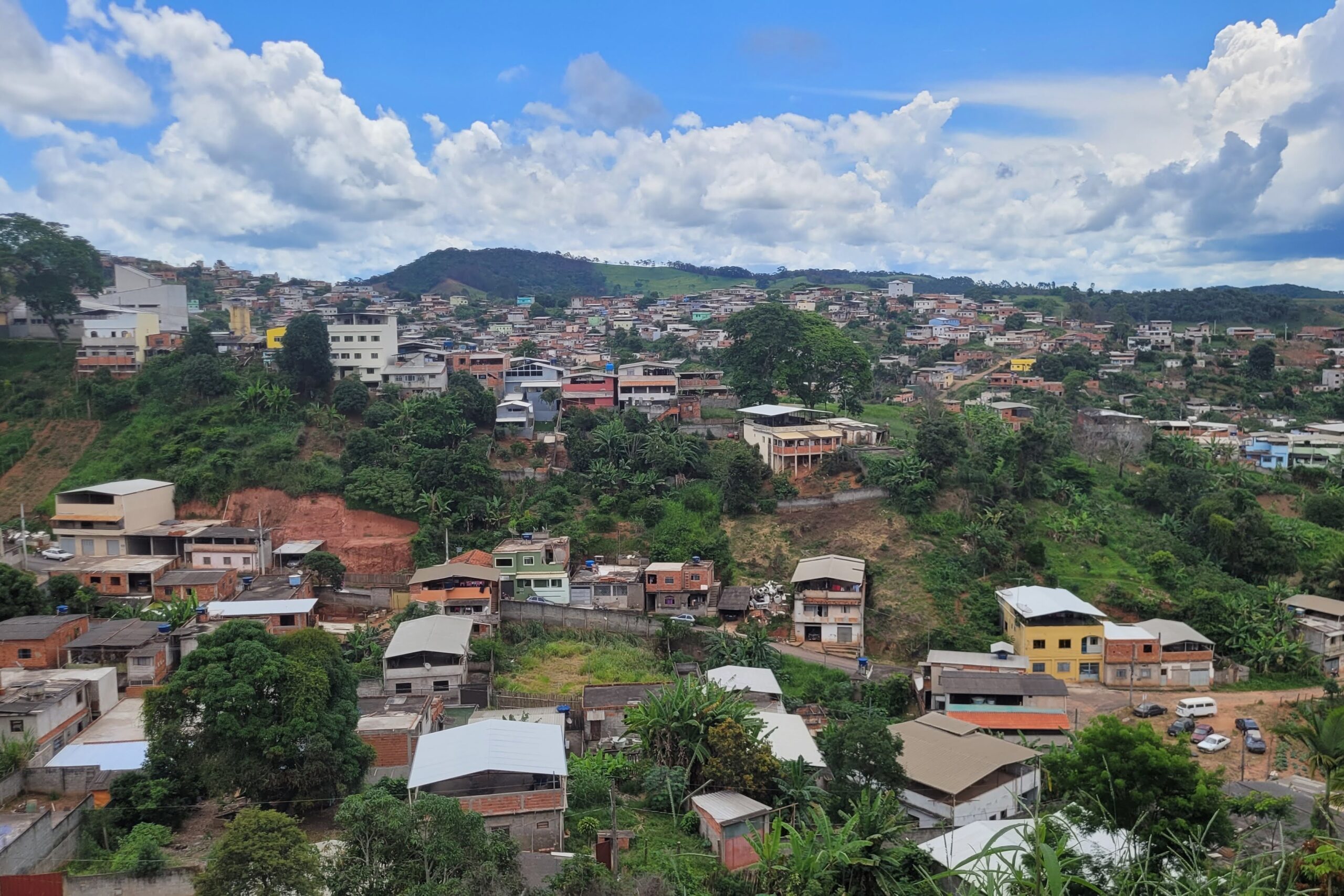 Câmara de Viçosa aprova programa de auxílio para reforma de moradias