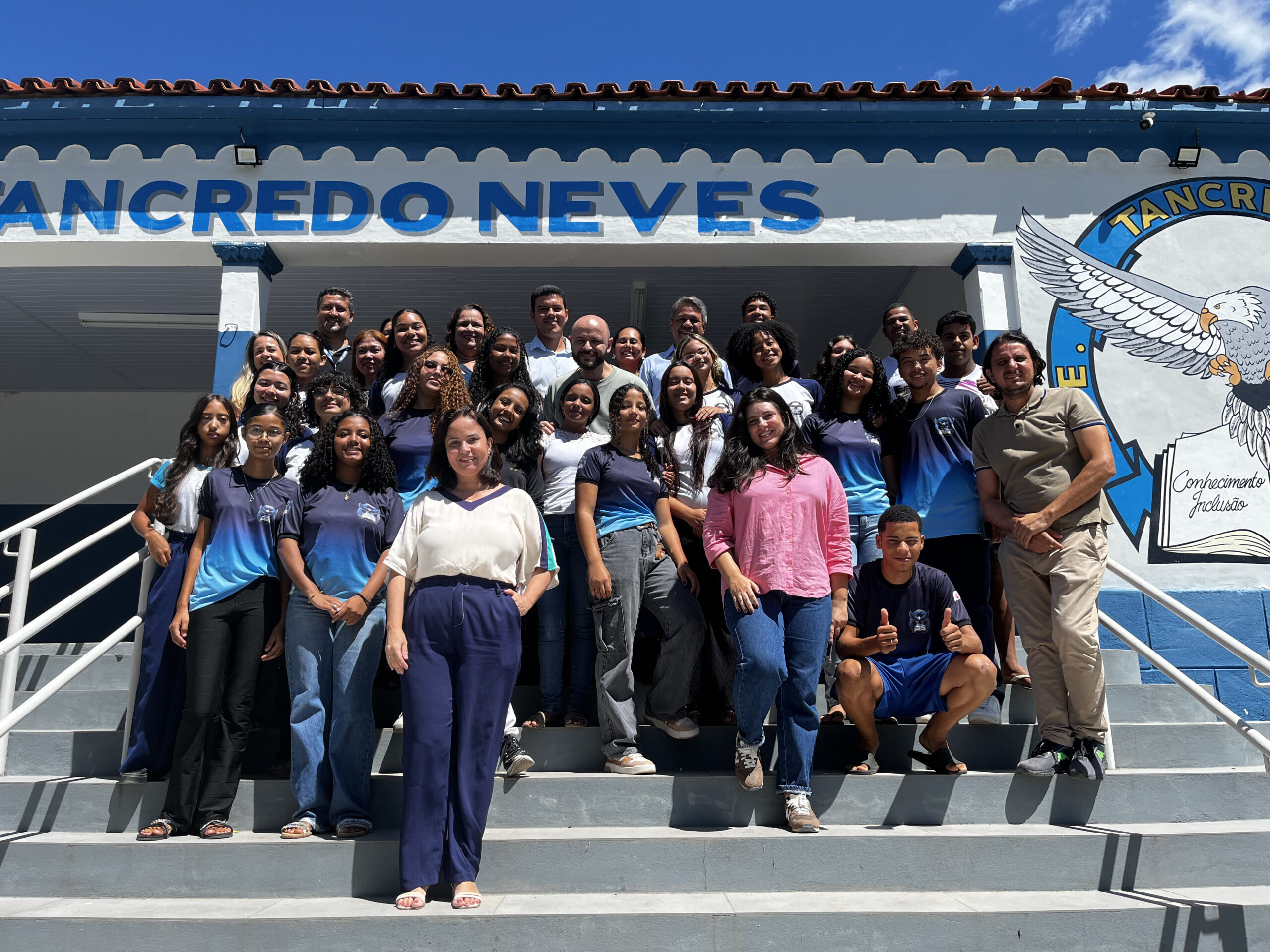 Secretaria de Estado de Educação vistoria rotina de escolas estaduais em Almenara