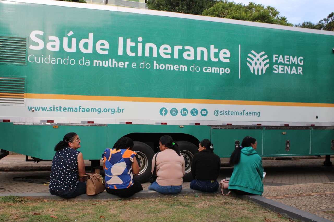 Saúde Itinerante realiza mais de 460 exames gratuitos na Zona da Mata