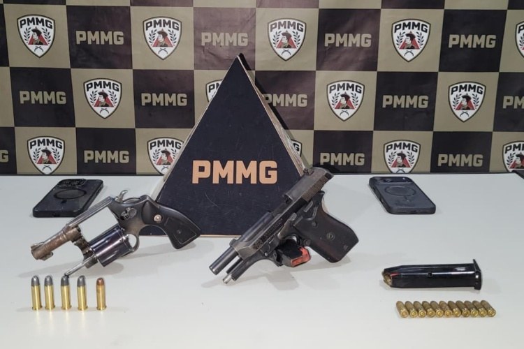 Operação da PM apreende armas e prende dois homens em Muriaé