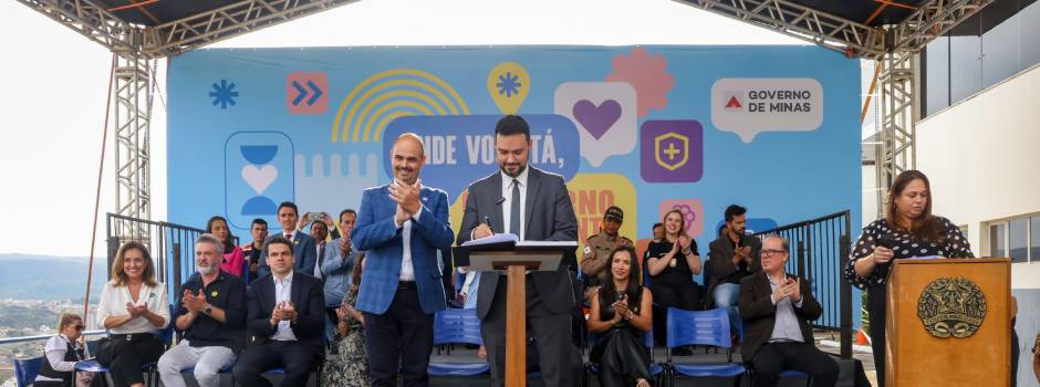 Governador empossa Gustavo Braga como novo secretário de Estado de Educação