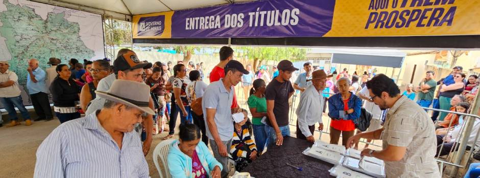 Governo de Minas já entregou 1,5 mil títulos fundiários em 50 dias do projeto Governo Presente