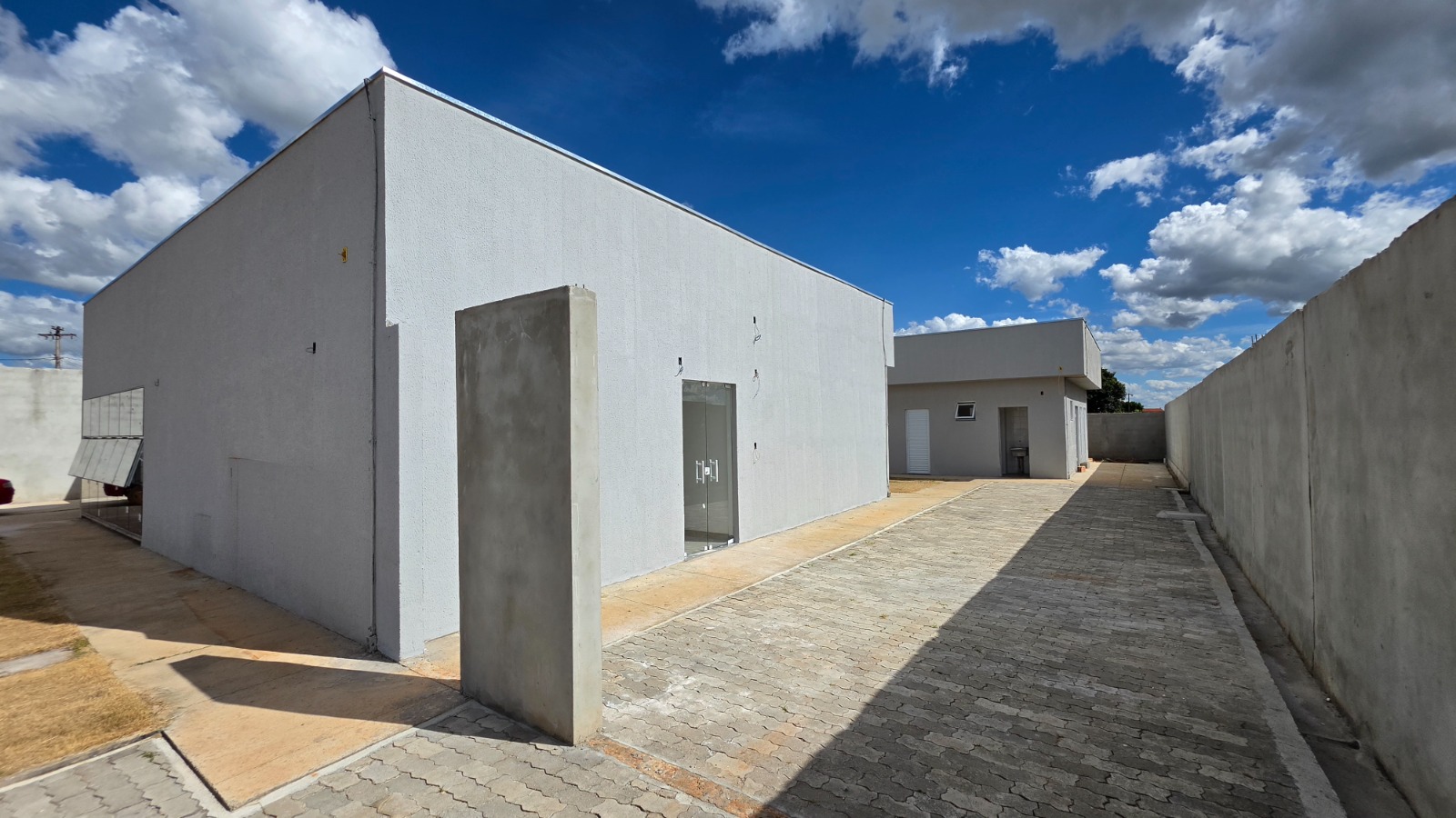 Governo do Estado vistoria obras de Unidade Básica de Saúde em Santa Rosa da Serra