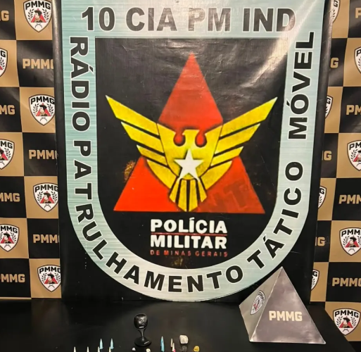 PM prende dois suspeitos por tráfico de drogas durante operação em Viçosa