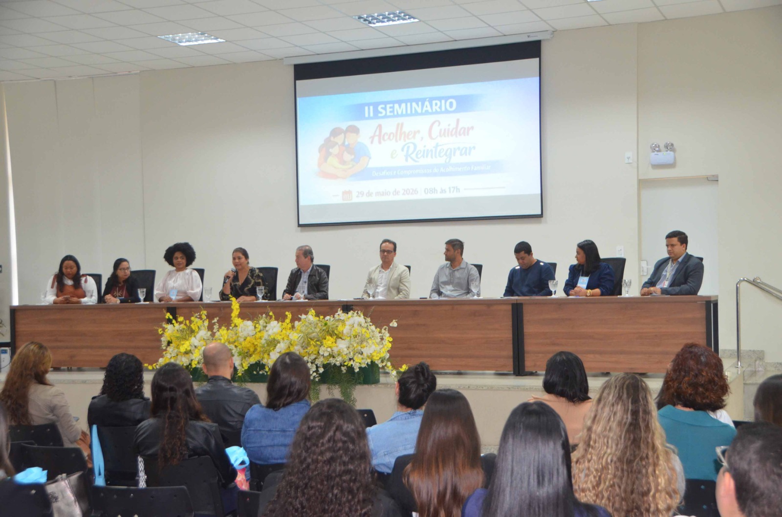 Seminário em Viçosa reúne municípios para debater acolhimento familiar