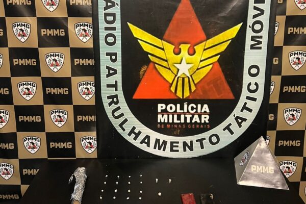 Polícia realiza operação e prende suspeitos por tráfico no Bairro Amoras, em Viçosa