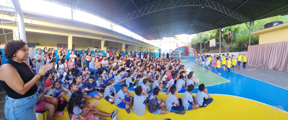 Escolas estaduais de Minas transformam a Copa do Mundo em aprendizado