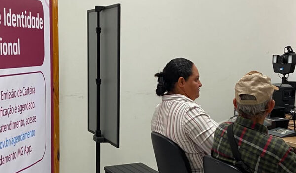 Governo de Minas implantará UAI em Carandaí e inicia emissão de carteira de identidade em posto provisório