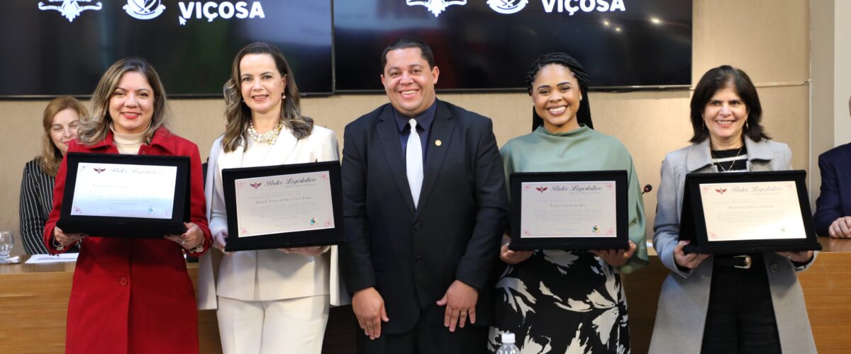 Câmara de Viçosa homenageia juízas e destaca presença feminina à frente da Comarca