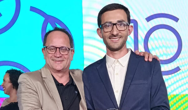 Inscrições para o Prêmio Educador Nota 10 terminam nesta sexta-feira (12/6)