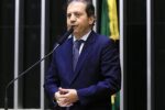 CCJ aprova admissibilidade de PEC que limita IPVA a 1% com relatoria de Rodrigo de Castro