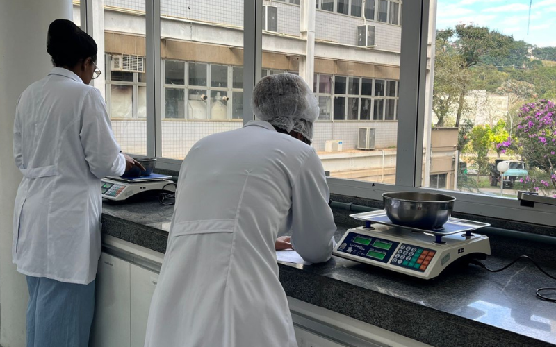 UFV recebe 110 balanças de precisão da Receita Federal para uso em laboratórios