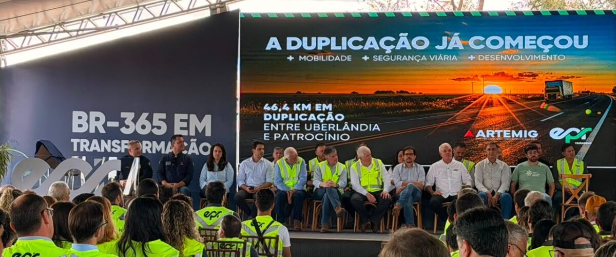 Governo de Minas acompanha início da duplicação da BR-365