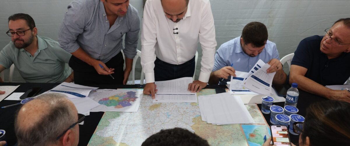Governo de Minas anuncia R$ 1 bilhão para obras em rodovias na região Norte do estado