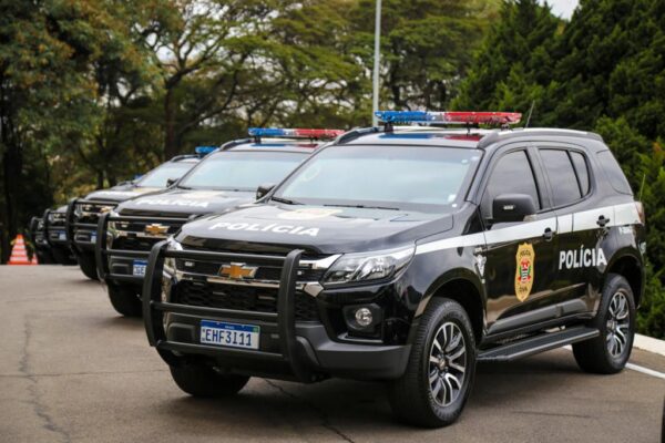Polícia Militar localiza em Viçosa veículo roubado em Paula Cândido