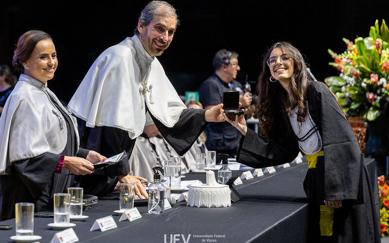 UFV realiza colação de grau com 542 formandos em cerimônia no campus Viçosa