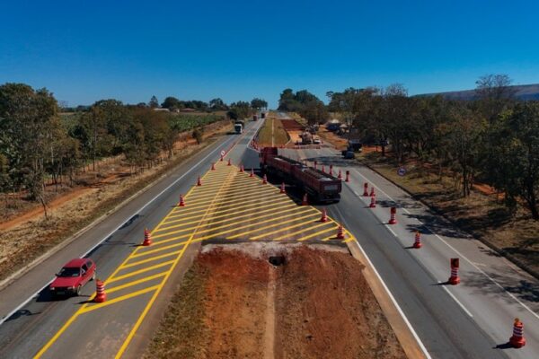 Obras na BR-040 alteram tráfego entre Belo Horizonte e Juiz de Fora até sexta-feira