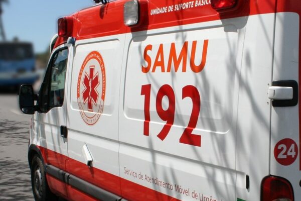 Homem sofre acidente de trabalho e é socorrido pelo SAMU em Viçosa