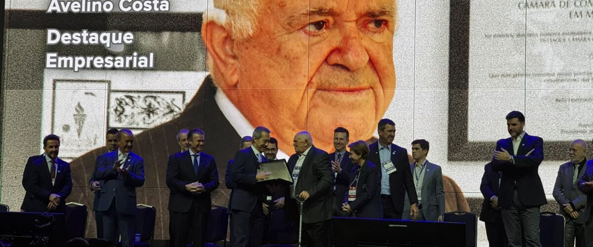 Fundador da Pif Paf Alimentos é reconhecido em evento nacional em São Paulo