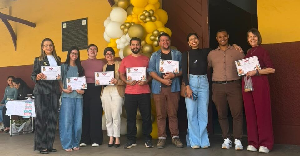 Julho Dourado tem palestras e plantio de árvore em evento sobre proteção animal em Viçosa