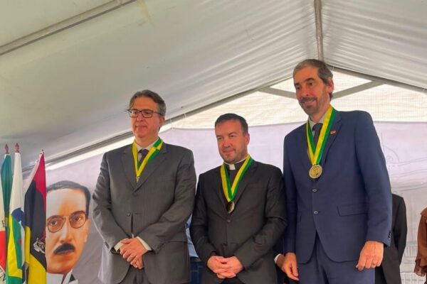 Solenidade em Viçosa marca entrega da Comenda Arthur Bernardes 2026