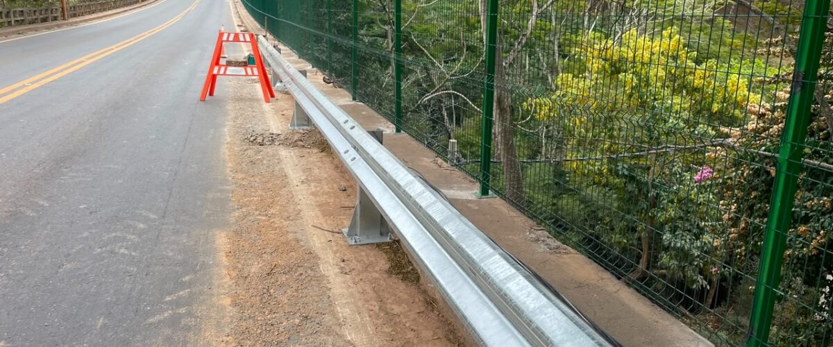 Prefeitura inicia obra de novo guarda-corpos no Viaduto de Silvestre