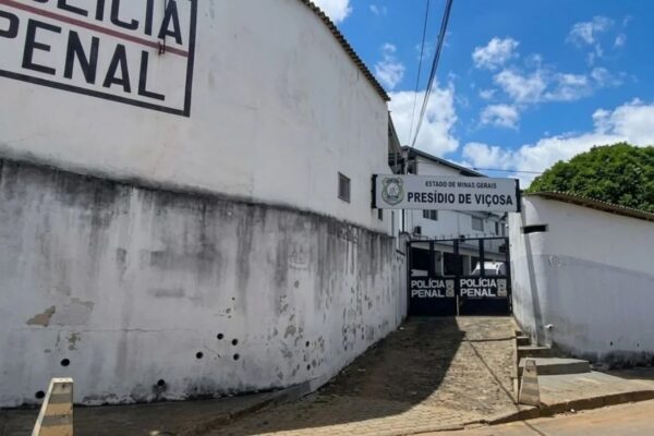 Polícia Penal apreende oito celulares em duas fiscalizações no Presídio de Viçosa