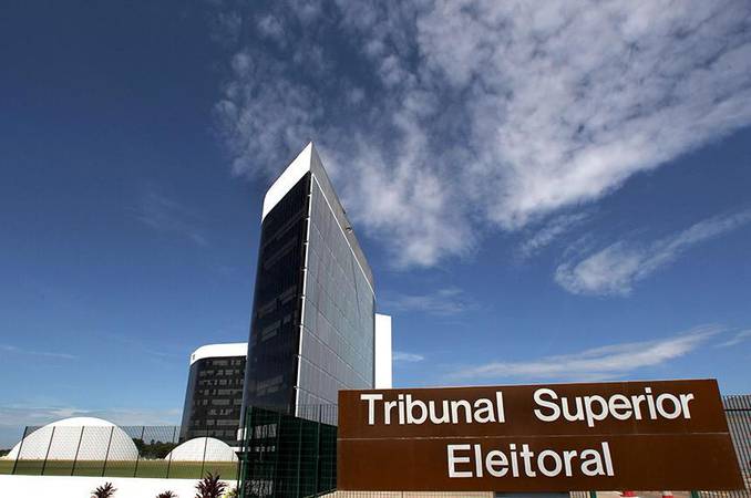 Eleitor tem até 20 de agosto para solicitar voto em trânsito nas eleições