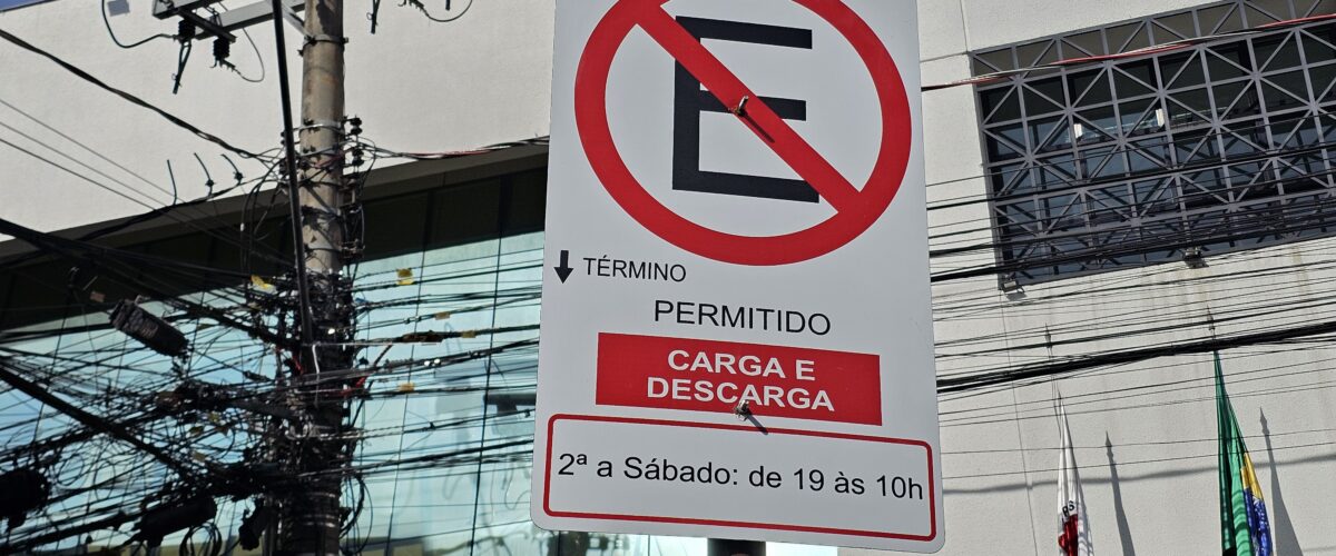 Projeto propõe limite de 30 minutos para vagas de carga e descarga em Viçosa