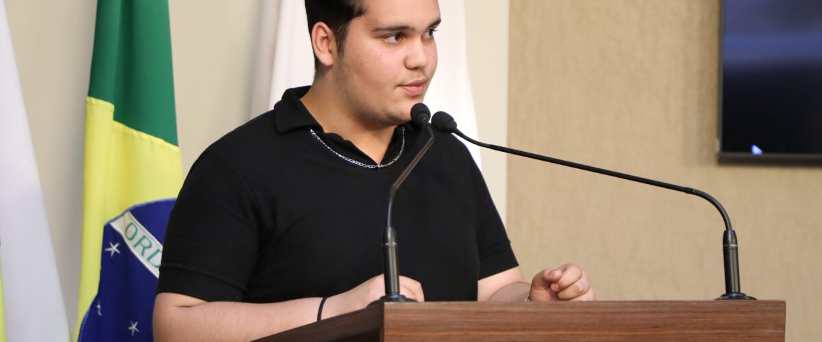 Jovem defende preservação da memória e das tradições culturais de Viçosa